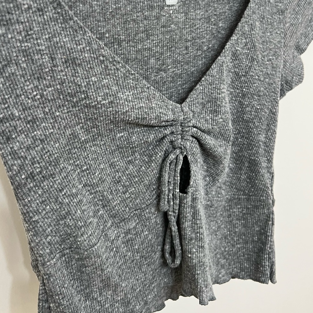 Gray Crop Top - Picture 3 of 5